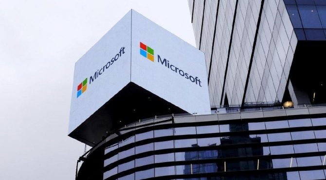 Microsoft para basmaya devam ediyor: Geçen yıla göre %30 daha yüksek kazanç