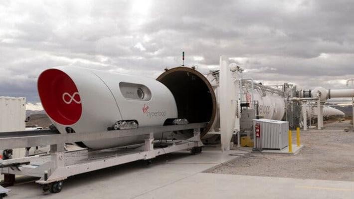 Virgin Hyperloop, ilk insanlı testi başarıyla tamamladı